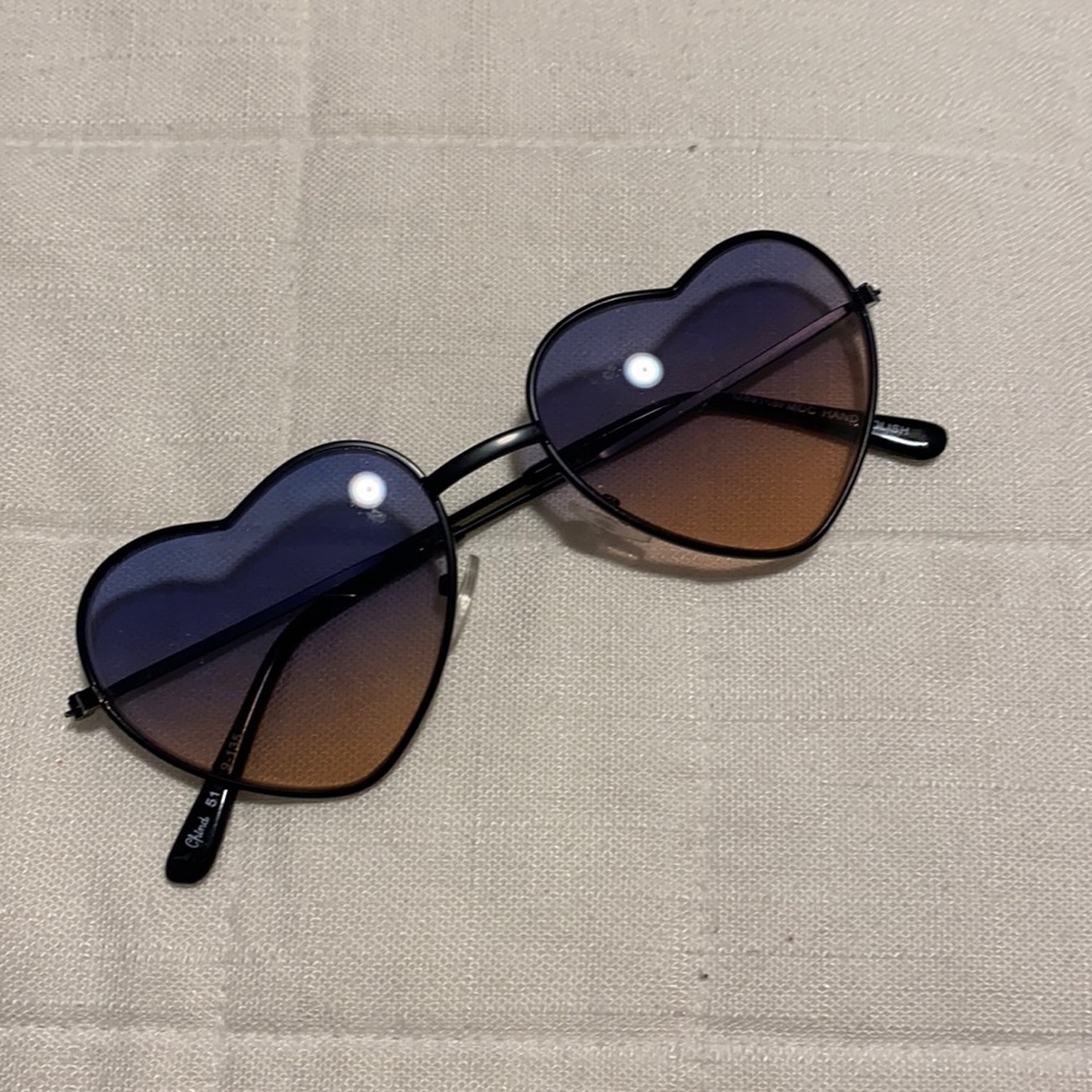 Heart shaped sunglasses. Purple to pink ombré